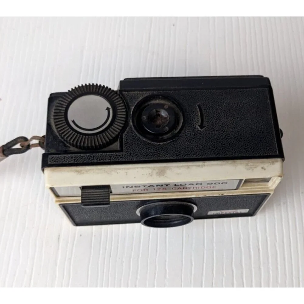 Vintage 1970's IMPERIAL Instant Load 900 for 126 Cartridge Camera VTG Untested